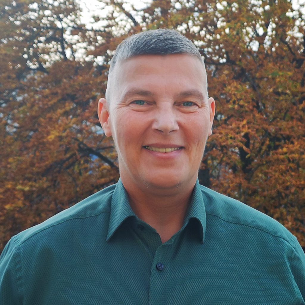 Aleks Jahn, Finance & Administration Officer (F&AO), OII Europe